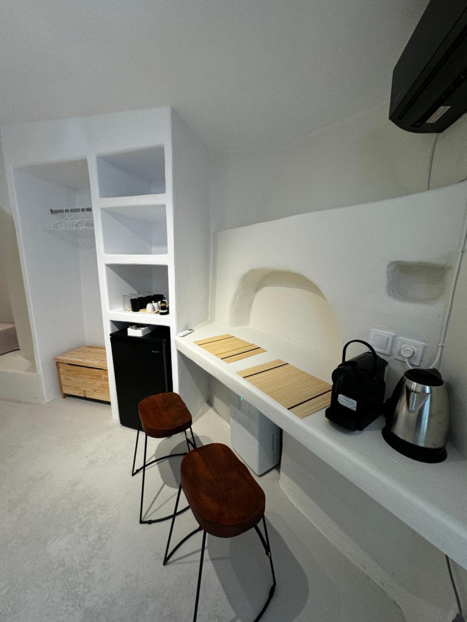 White Sand Cave Suite Иос Экстерьер фото